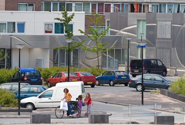 Amsterdam Zuid Oost, Projectbureau Vernieuwing Bijlmer