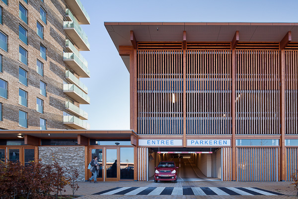 Apeldoorn, multifunctioneel centrum Het Kristal, van Dongen-Koschuch architects