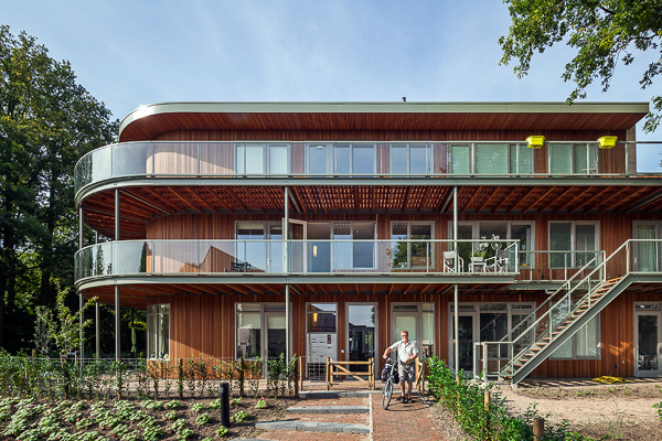 Apeldoorn, De Villa, Dagopvang en begeleid wonen, de Zwarte Hond architecten